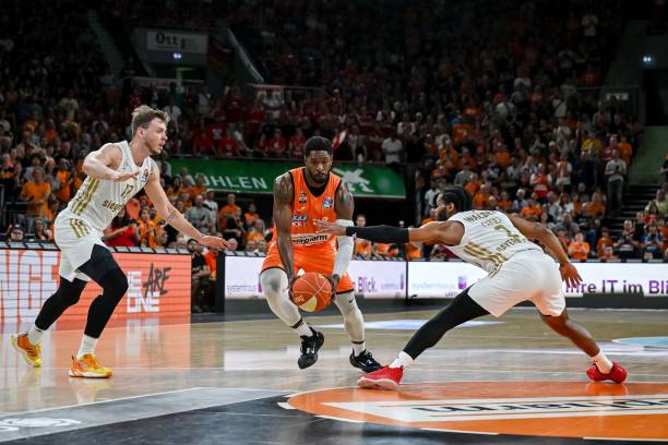 快速反击中 快速反击中